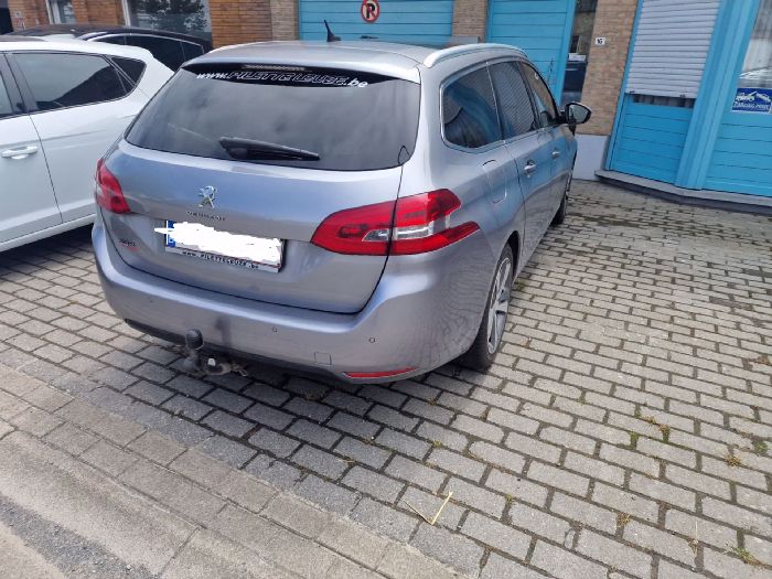 Auto 140257-12.jpg